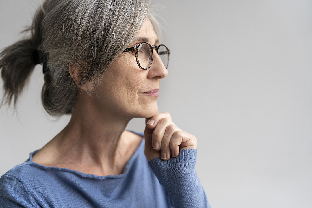 Менопауза влияет на мозг и психику: данные нового исследования
